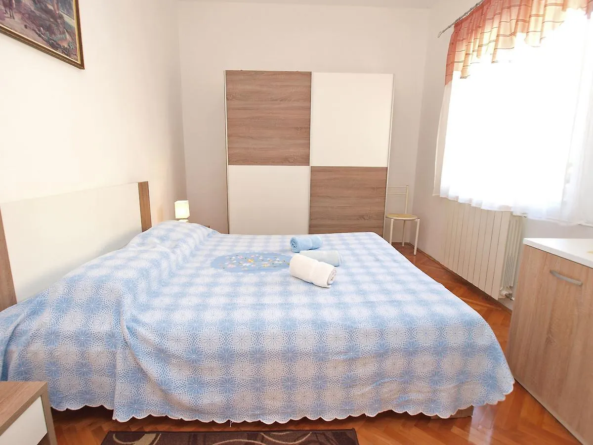 Apartments Boris 154 Rabac