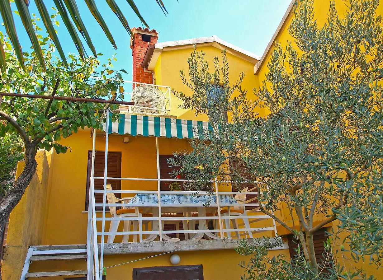 Apartments Boris 154 Rabac 0*,  Croatia