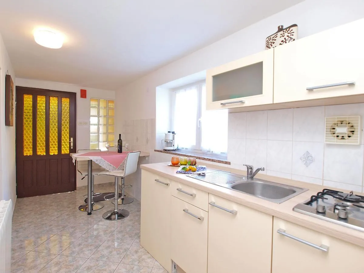 Apartments Boris 154 Rabac
